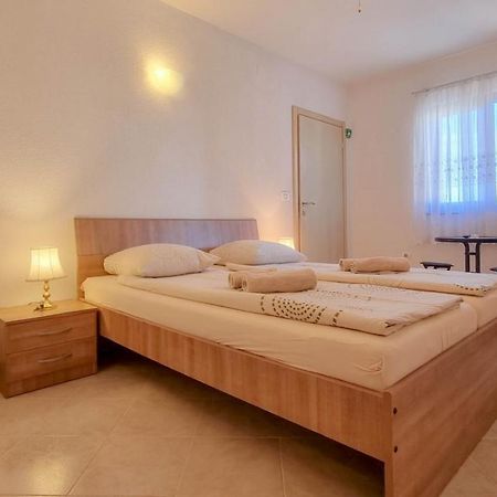 Lucijana Guest House Novigrad Istria Extérieur photo