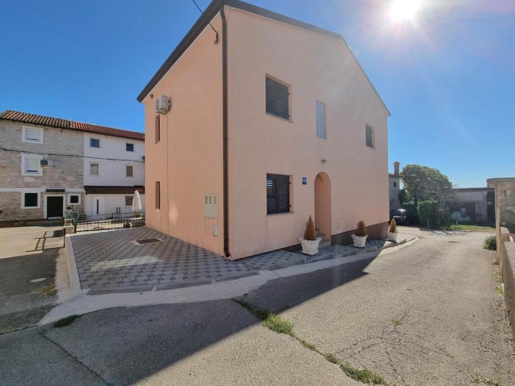 Lucijana Guest House Novigrad Istria Extérieur photo