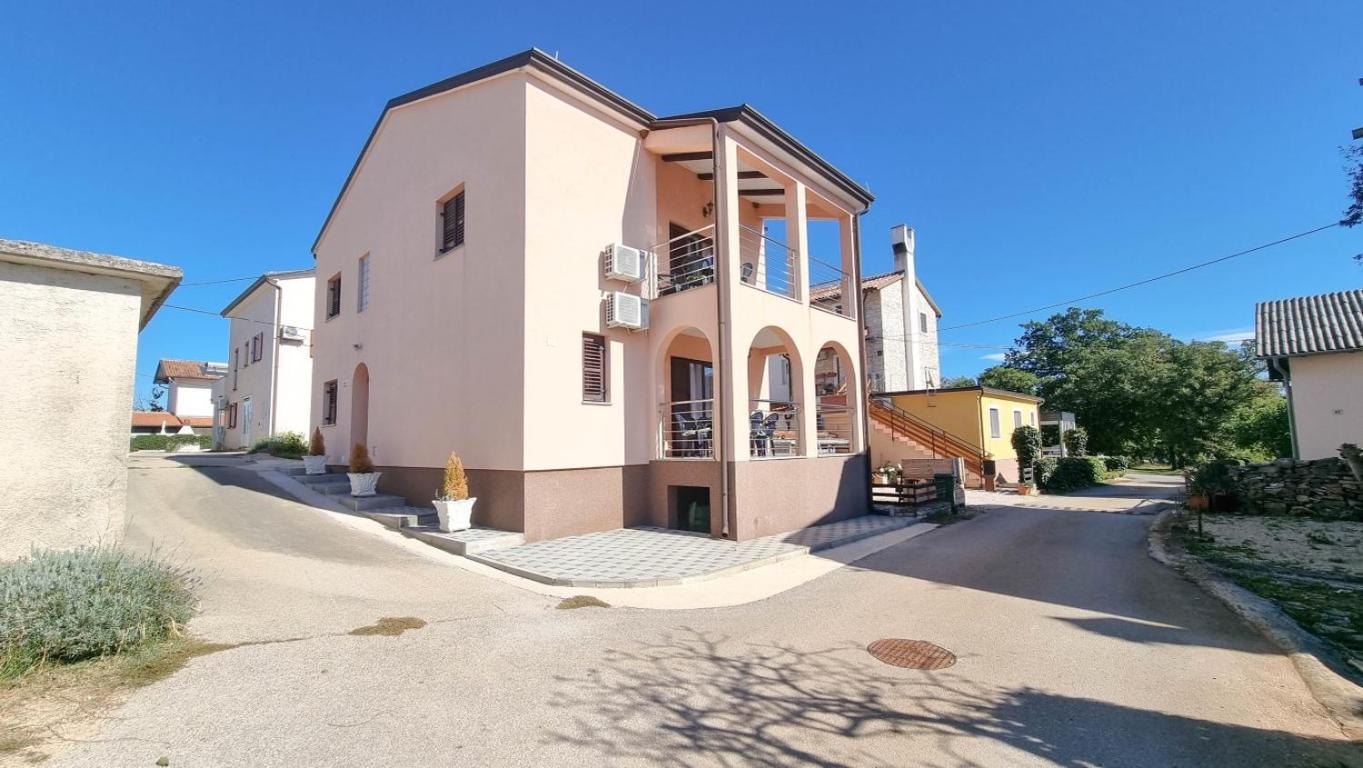 Lucijana Guest House Novigrad Istria Extérieur photo